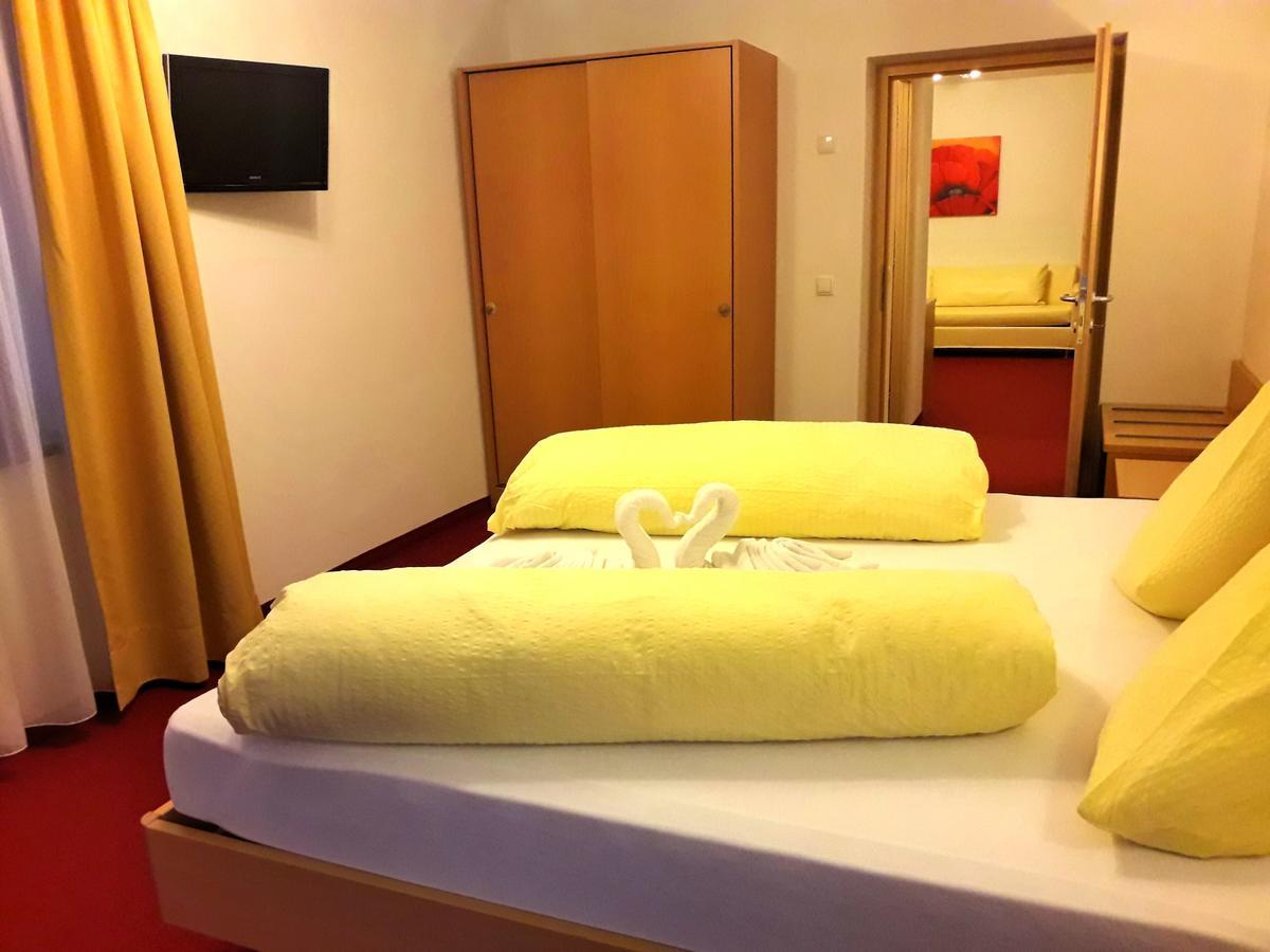 Reschnerhof Bed & Breakfast Resia Luaran gambar